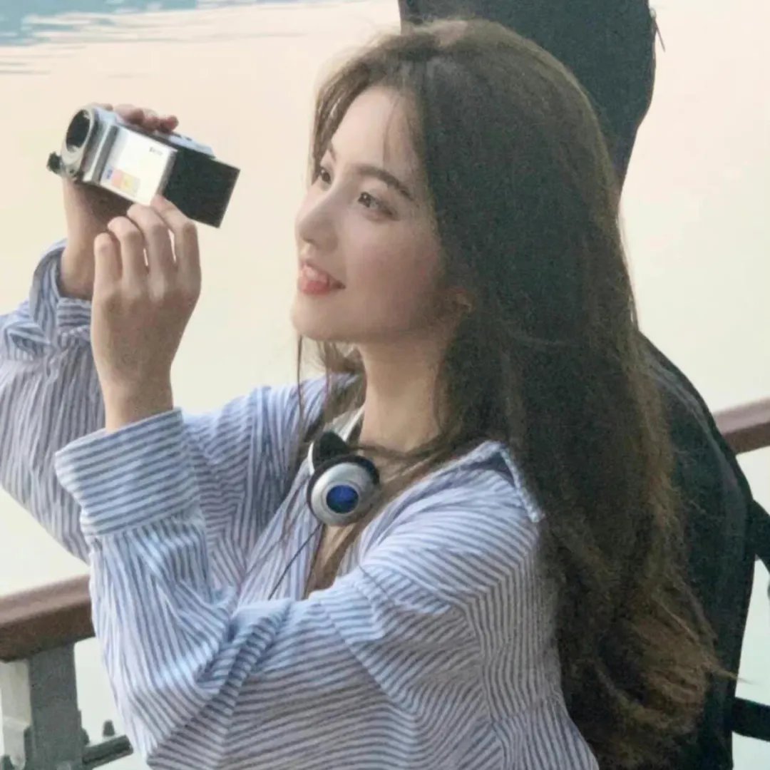府上娶了个锦鲤新娘